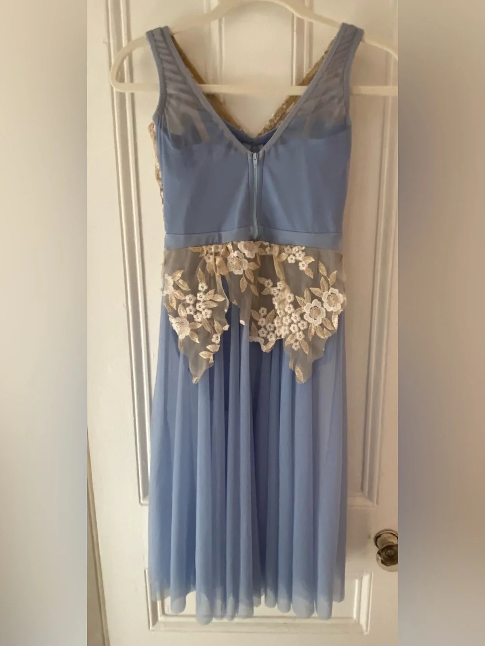 Kelle dance costume